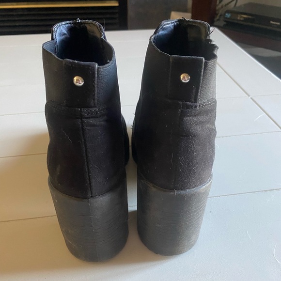 Black top shop heeled boots - Picture 8 of 9